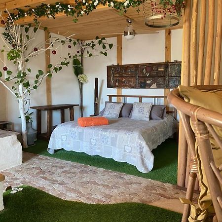 Espirito Cabana Bed & Breakfast Tinalhas ภายนอก รูปภาพ